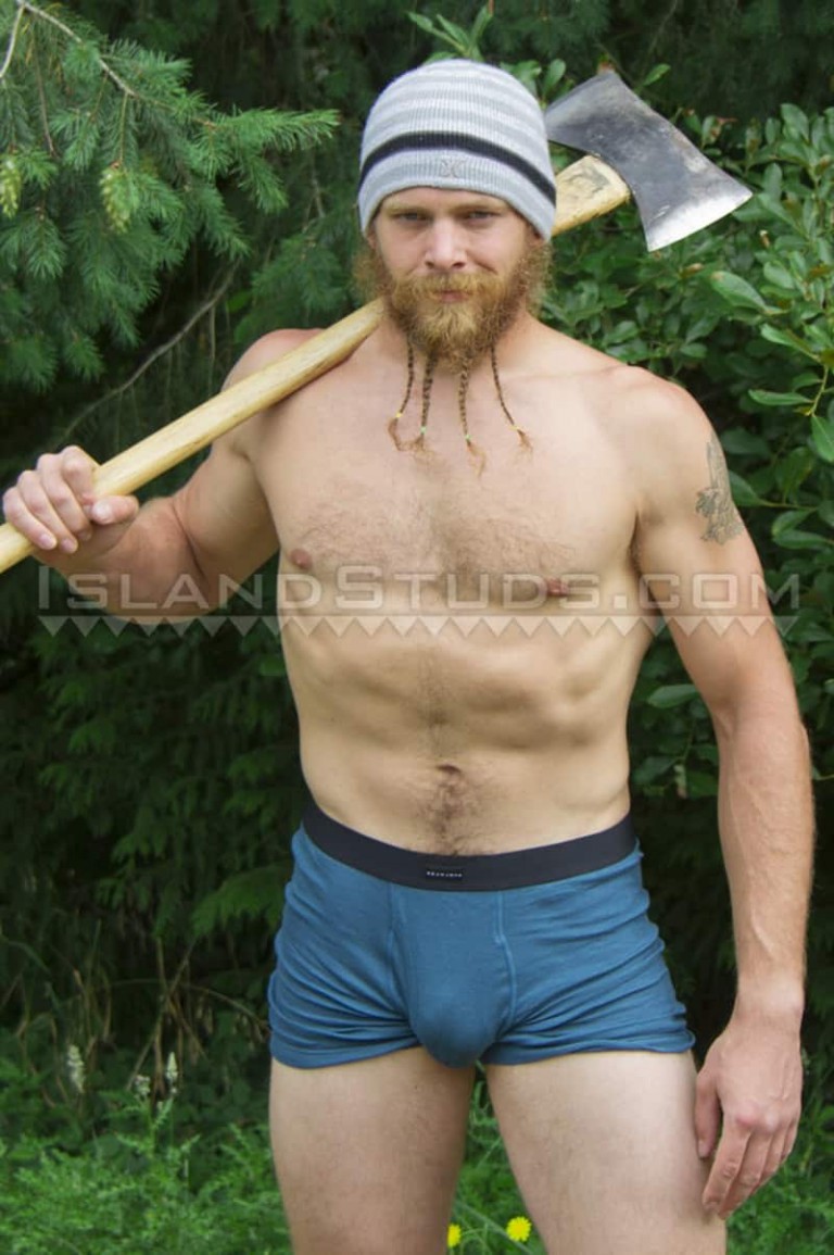 IslandStuds gay porn sexy bearded ripped muscle butt fire fighter sex pics Bain camps nude jerks off huge dick outdoors 001 gallery video photo 768x1155 - Sexy bearded ripped muscle butt fire fighter Bain camps nude and jerks off outdoors in chilly Oregon